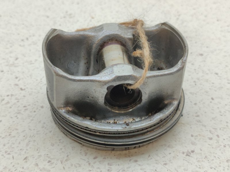 Поршень Hyundai Tucson LM G4NA (б/у)