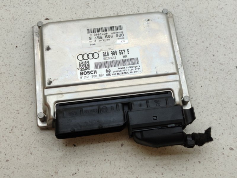 Блок управления EFI Audi A4 8EC ALT (б/у)