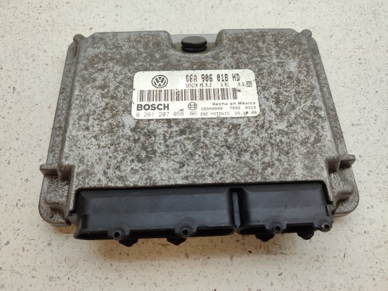 Блок управления EFI Volkswagen Beetle 1C1 AQY (б/у)