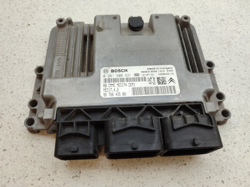 Блок управления EFI Citroen C4 B73 EP6CDT (б/у)