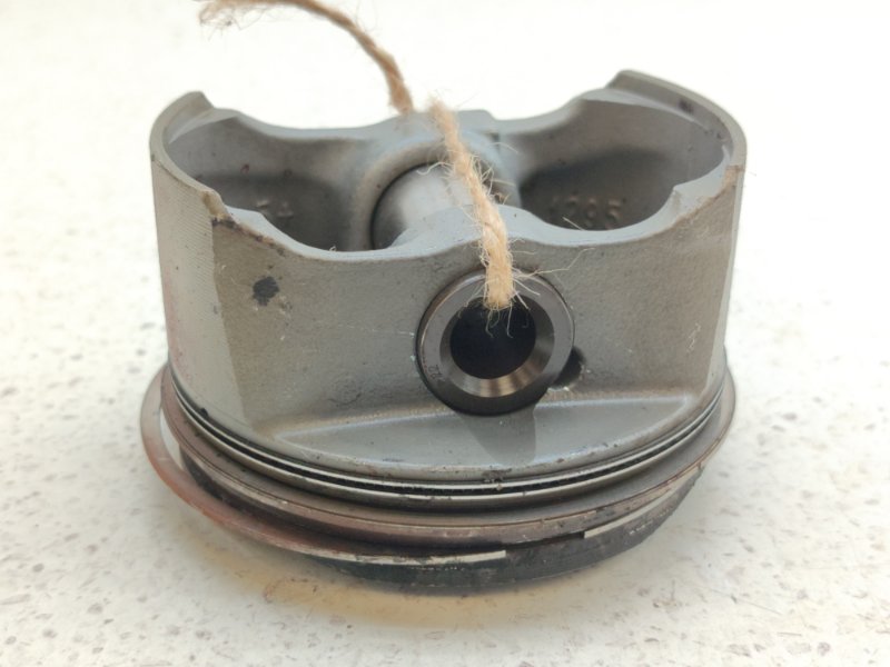 Поршень BMW 7-Series E65 N62B36 (б/у)