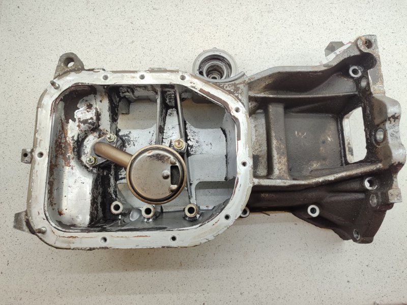 Поддон Toyota Allex NCP60 1NZFE (б/у)