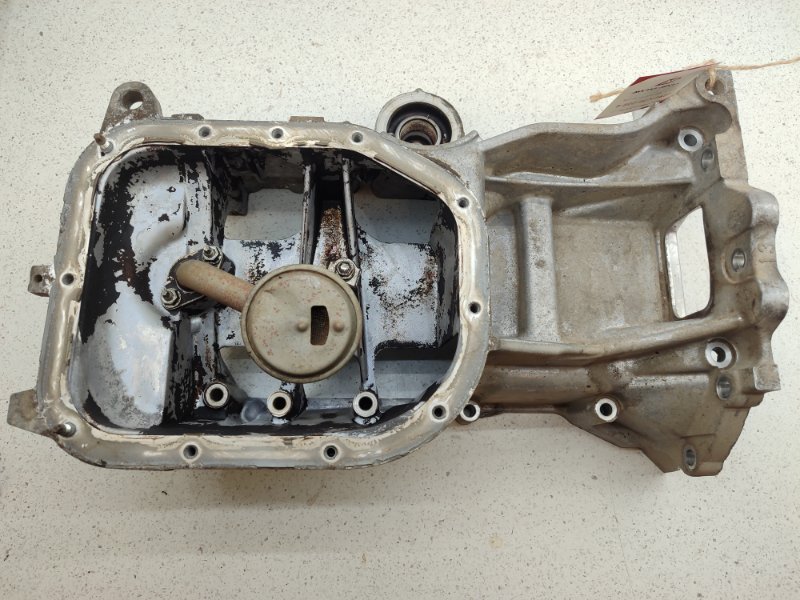 Поддон Toyota Allex NCP60 1NZFE (б/у)