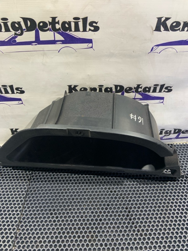 Карман багажника правый RX 300 1999 Карман багажника правый RX 300 1999