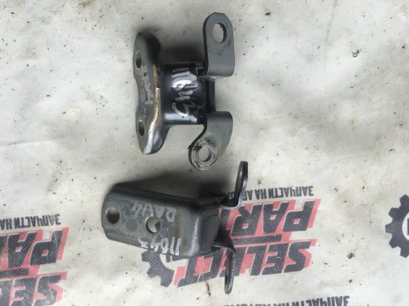 Запчасть петля дверная задняя левая Toyota RAV4 2015 ASA44 2AR-FE 6876020122 контрактная Петля дверная задняя левая Toyota RAV4 2015 ASA44 2AR-FE 6876020122 контрактная