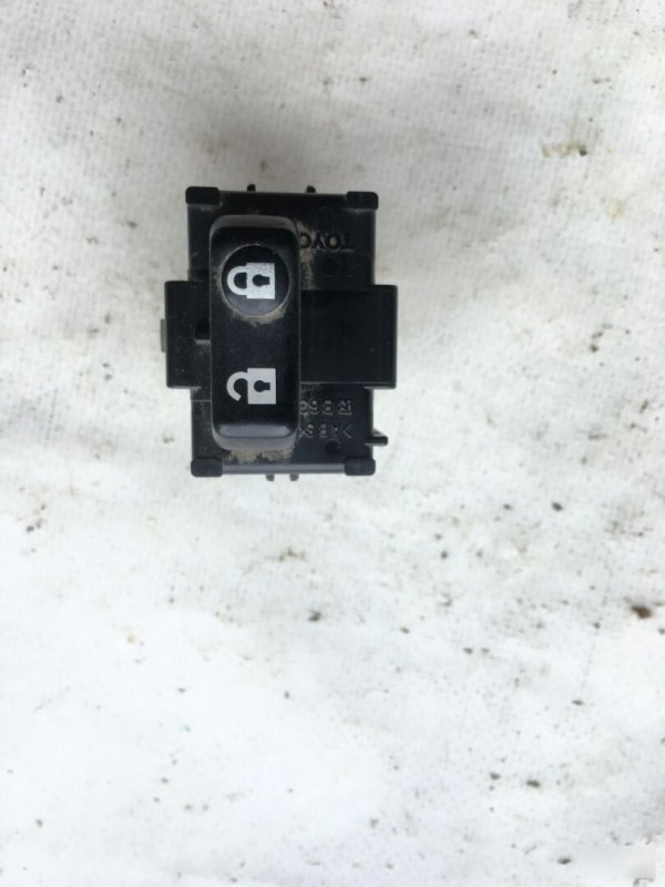 Кнопка передняя правая Toyota RAV4 2015 ASA44 2AR-FE 8493012250 контрактная