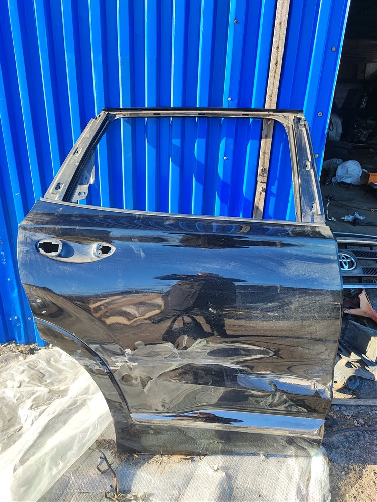 Дверь боковая задняя правая HYUNDAI Santa Fe 2018 TM D4HA 77004S1010 контрактная