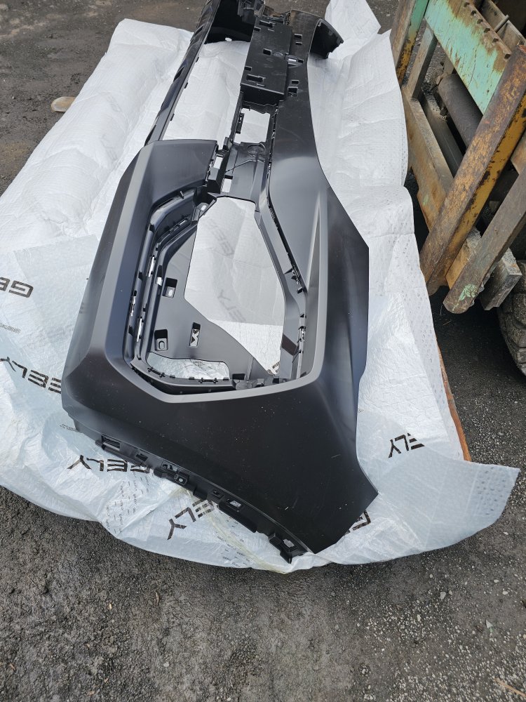 Бампер передний Monjaro 2021 KX11