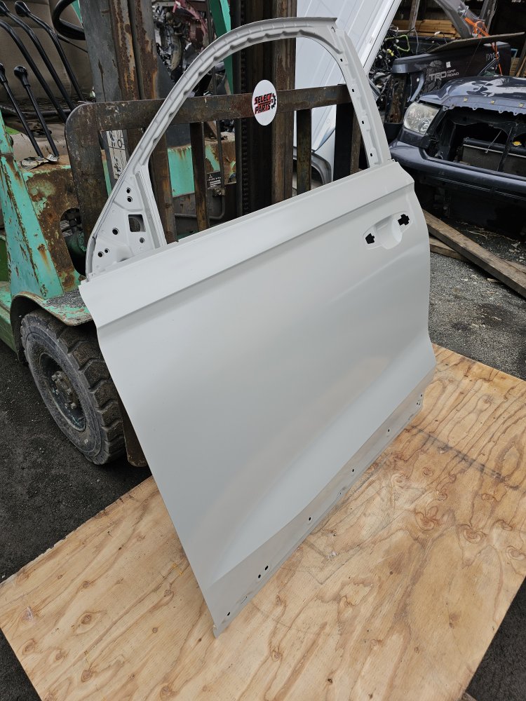 Дверь боковая передняя левая Monjaro 2021 KX11