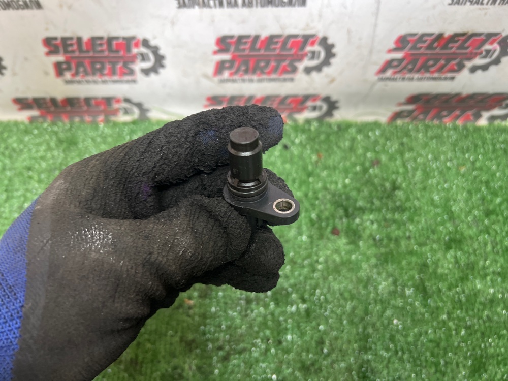 Датчик положения распредвала RX450H GYL15 2GR-FXE