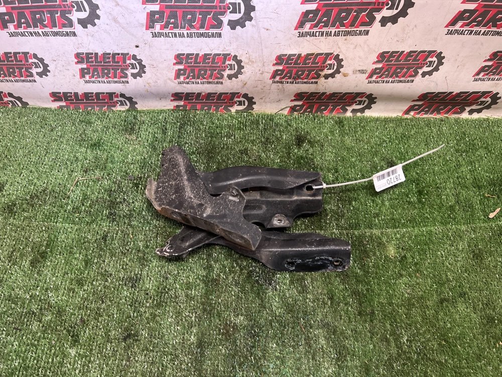Запчасть петля капота INFINITI Qx56 2011 Z62 VK56VD 654001LA0A контрактная Петля капота INFINITI Qx56 2011 Z62 VK56VD 654001LA0A контрактная