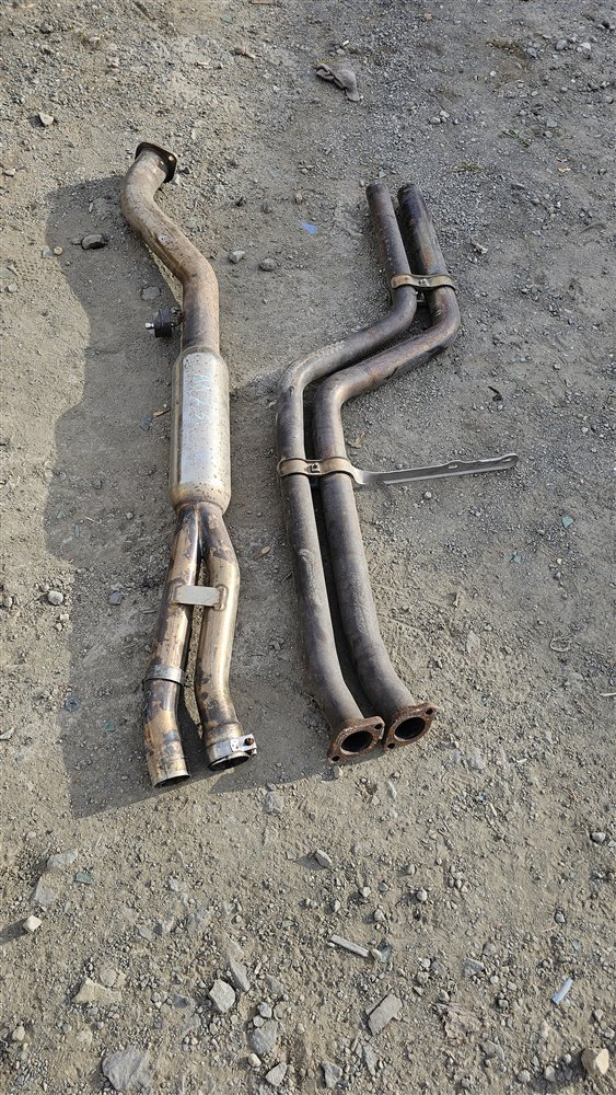 Глушитель 130i 2010 UD30 N52B30A Глушитель 130i 2010 UD30 N52B30A
