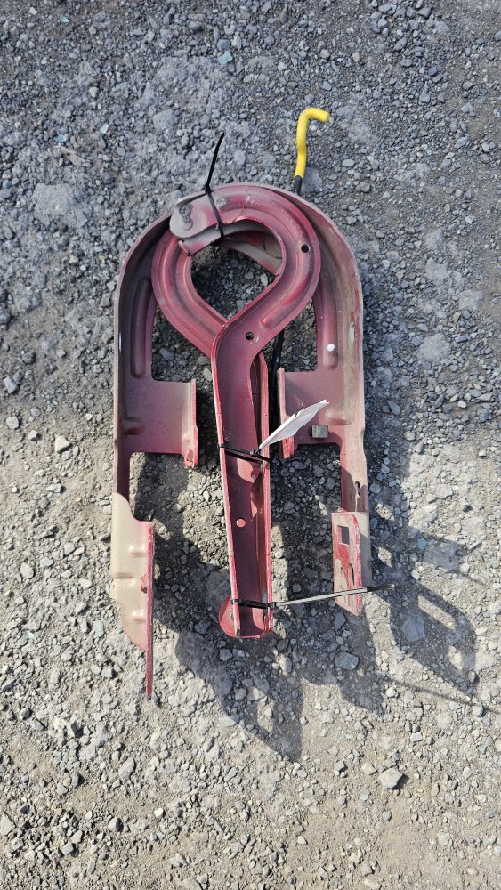 Петля капота PEUGEOT 3008 2012 T85F02 5F02 7912F4 контрактная