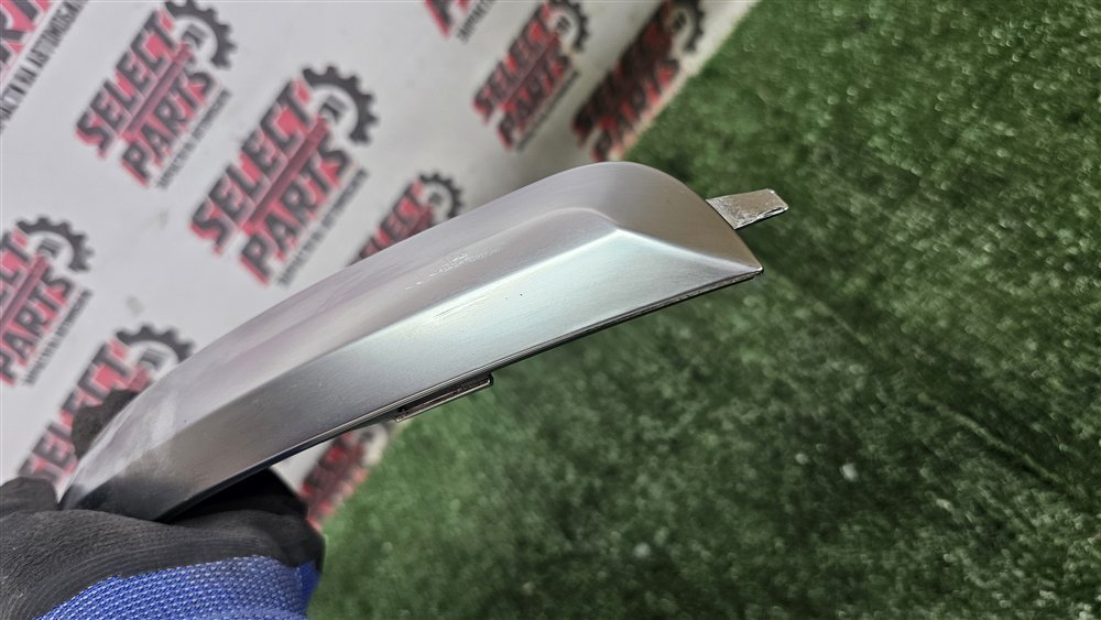 Накладка на бампер передняя правая Santa Fe 2019 TM Накладка на бампер передняя правая Santa Fe 2019 TM