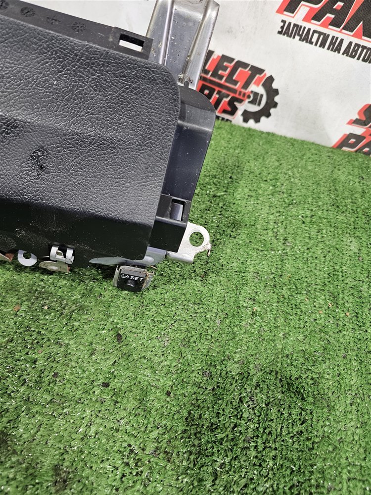 Airbag коленный передний левый Highlander 2011 GSU45 2GR-FE