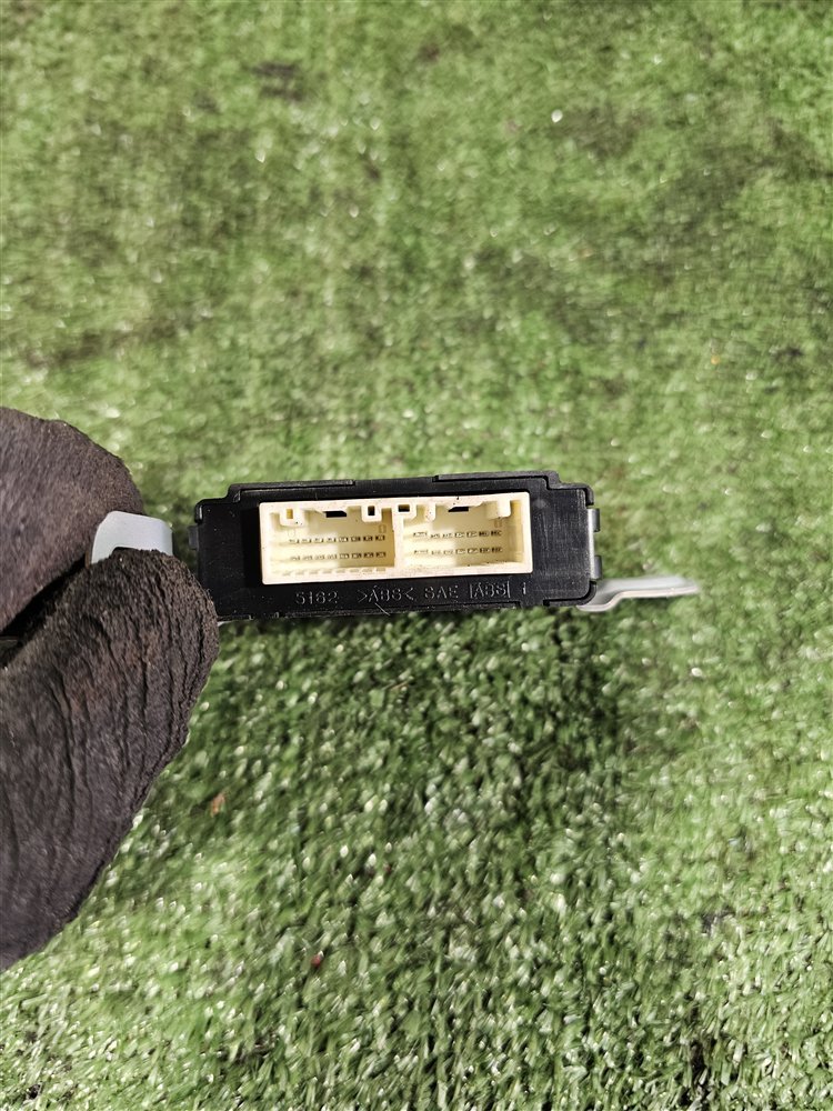 Блок управления зеркалами передний правый GX460 2010 URJ150L 1UR-FE