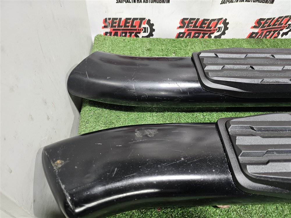 Подножка Toyota TUNDRA USK56 3UR-FE