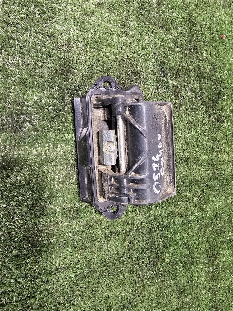Ручка открывания багажника задняя GX460 2009 URJ150 1UR-FE