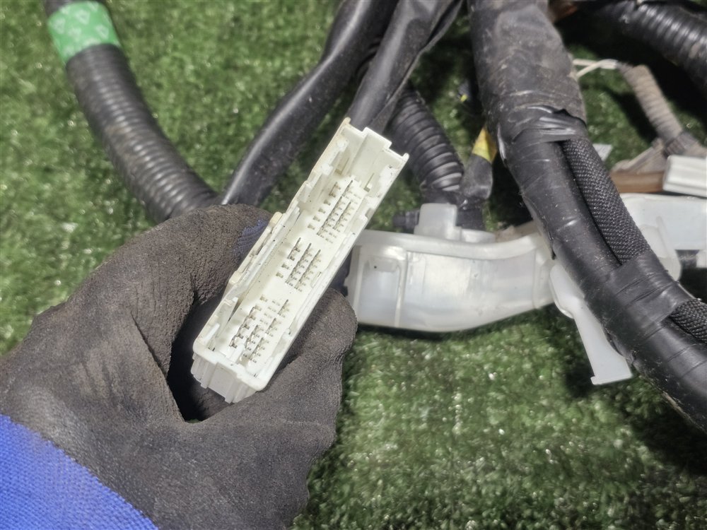 Проводка салона GX460 2009 URJ150 1UR-FE