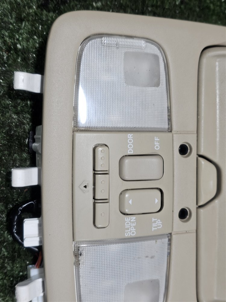 Плафон Lexus GX470 UZJ120 2UZ-FE
