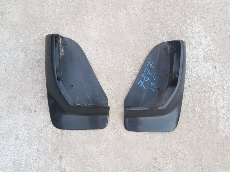 Брызговик Toyota HILUX SURF KZN185 1KZ TE задний (б/у)