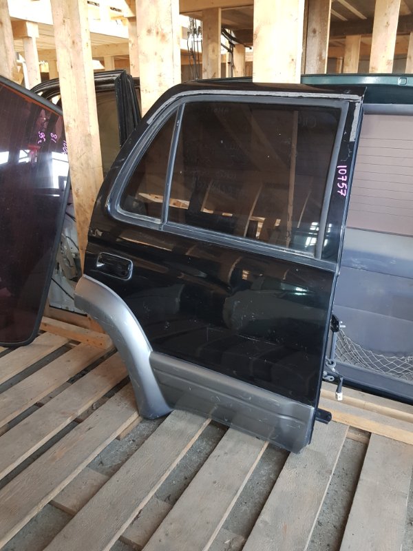 Дверь Toyota Hilux Surf KZN185 1KZ TE задняя правая
