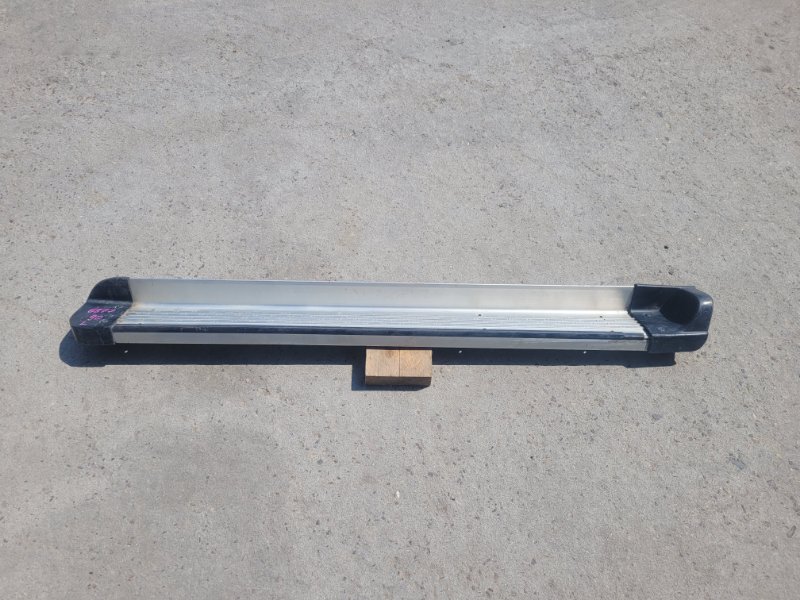 Подножка Toyota Land Cruiser Prado RZJ90 3RZ-FE левая