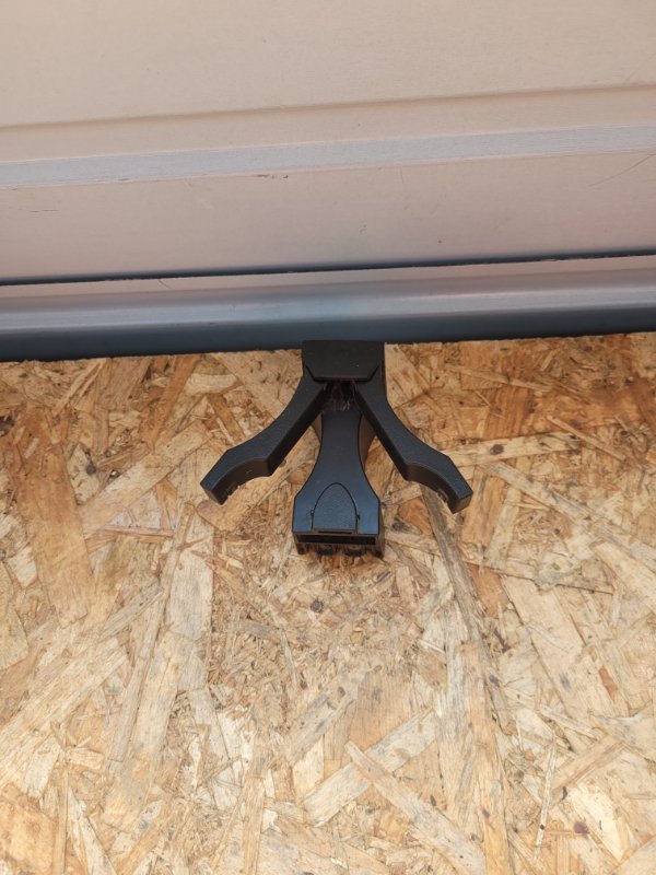 Подстаканник Toyota LAND CRUISER PRADO TRJ120 2TRFE (б/у)