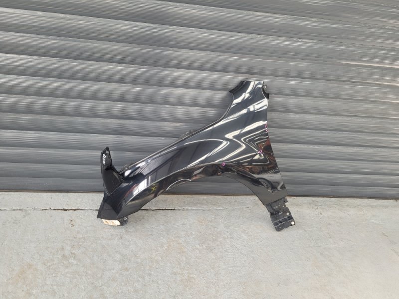 Крыло Suzuki Escudo TDA4W J24B 2010 переднее левое (б/у)
