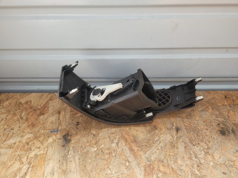 Воздуховод HONDA CR-V RE4 K24A левый (б/у) Воздуховод HONDA CR-V RE4 K24A левый (б/у)