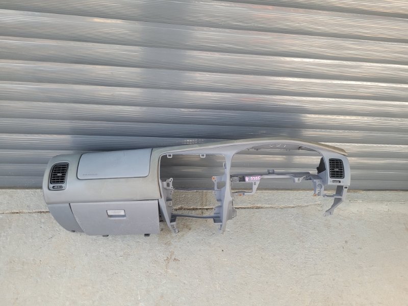 Торпедо toyota HILUX SURF KZN185 1KZ TE (б/у) Торпедо toyota HILUX SURF KZN185 1KZ TE (б/у)