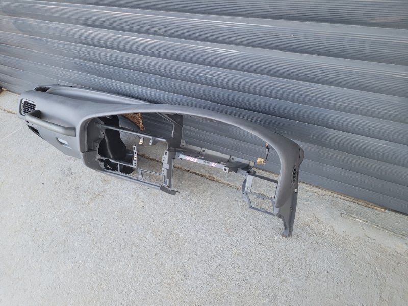 Торпедо Toyota LAND CRUISER HDJ81 1HD-T (б/у) Торпедо Toyota LAND CRUISER HDJ81 1HD-T (б/у)