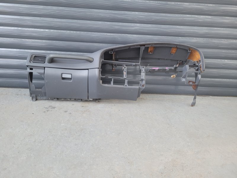 Торпедо Toyota LAND CRUISER HDJ81 1HD-T (б/у) Торпедо Toyota LAND CRUISER HDJ81 1HD-T (б/у)