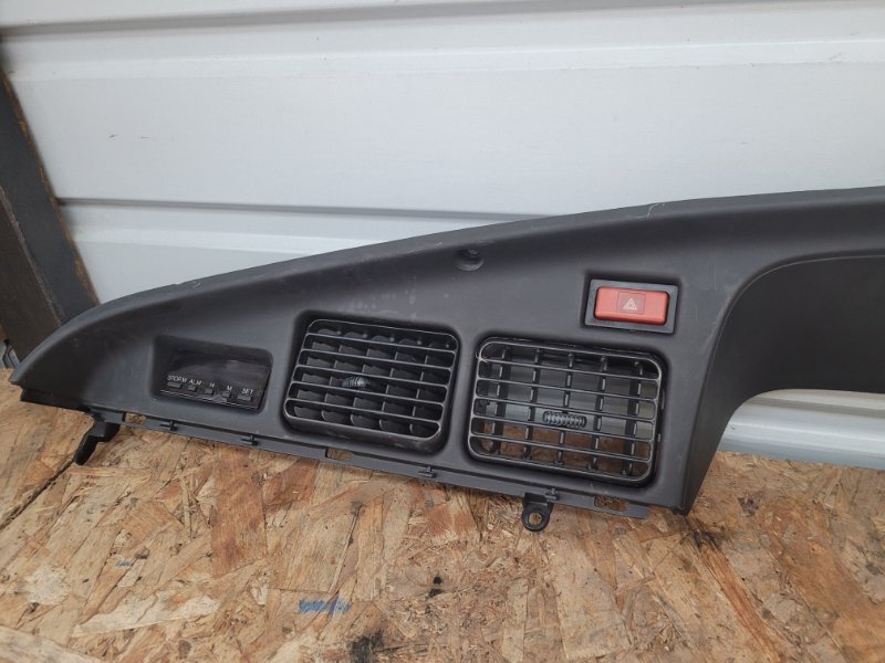 Консоль спидометра toyota LAND CRUISER HDJ81 1HD-T (б/у) Консоль спидометра toyota LAND CRUISER HDJ81 1HD-T (б/у)