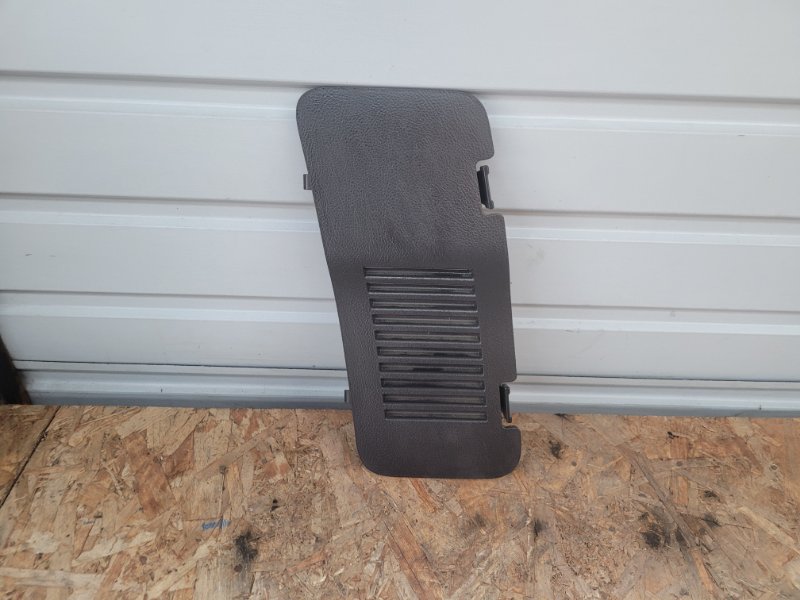 Обшивка багажника toyota Vanguard GSA33 2GR-FE правая (б/у)