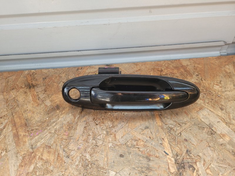 Ручка двери Toyota Land Cruiser UZJ100 2UZ-FE передняя правая (б/у)