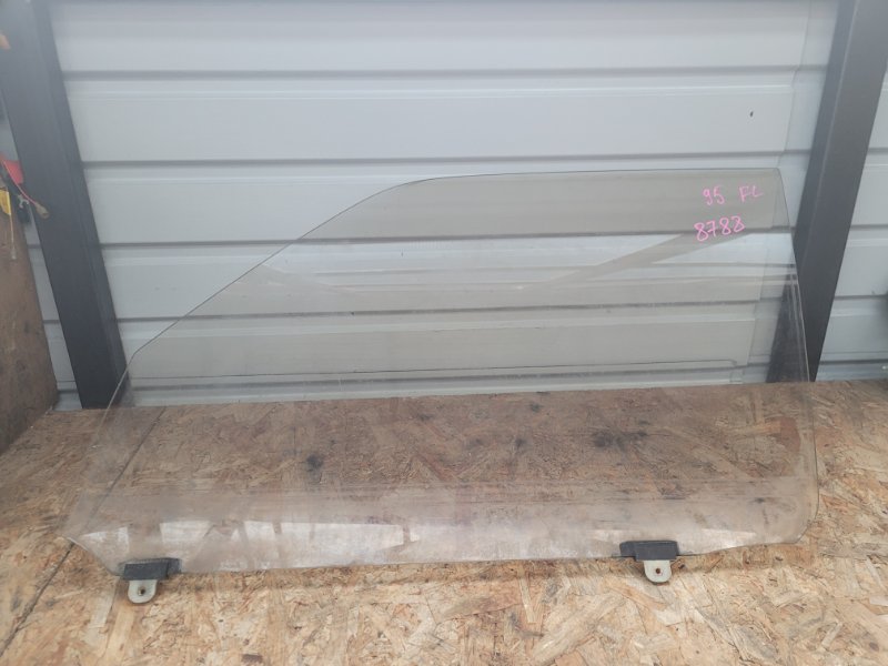 Стекло toyota LAND CRUISER PRADO KZJ95 1KZ-TE переднее левое (б/у)