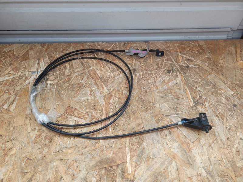 Трос лючка бака Suzuki Escudo TDA4W J24B (б/у)