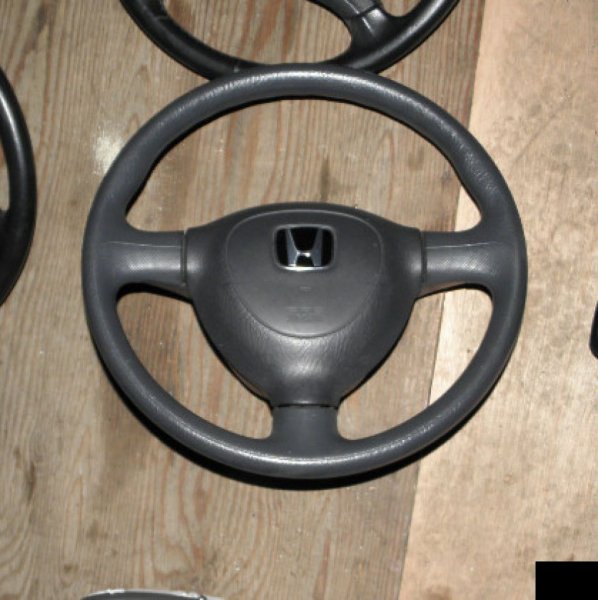 Руль Honda Civic EU1 D15B Руль Honda Civic EU1 D15B