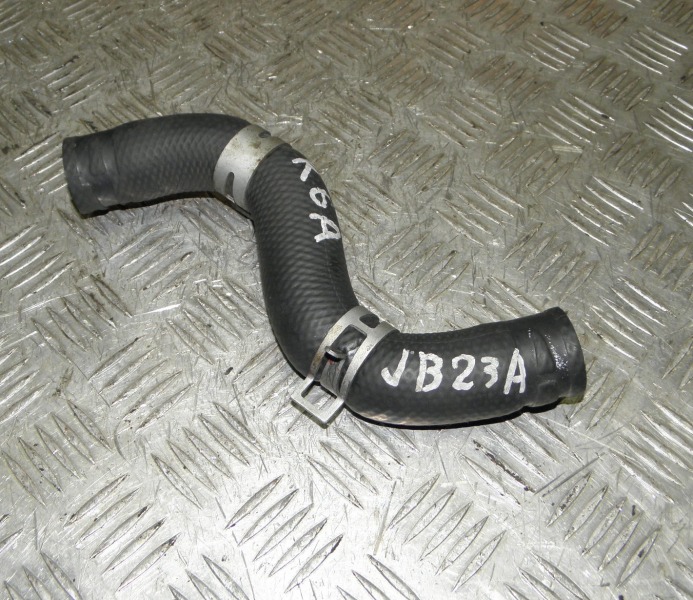 Патрубок радиатора Suzuki Jimny JB23W K6A 2000