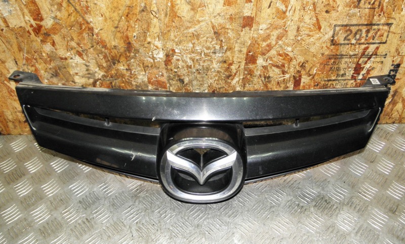 Решетка радиатора Mazda Atenza Sport Wagon GYEW LFVE 2007