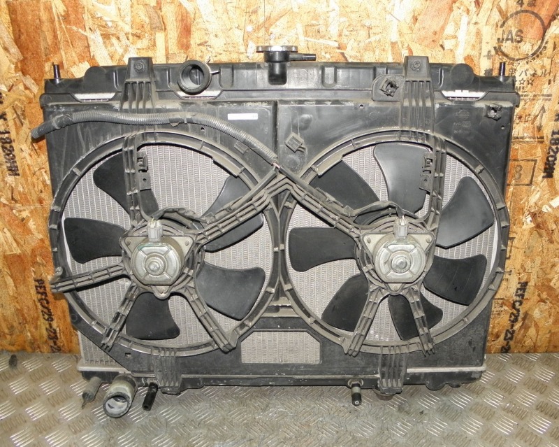 Радиатор двс Nissan X-Trail NT30 QR20DE 2006