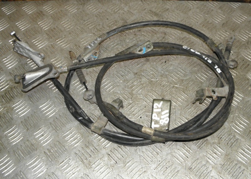 Тросик ручника Nissan Primera TP12 QR20DE 2003 задний