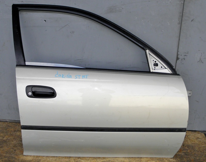 Дверь боковая Toyota Carina ST191 3SFE передняя правая