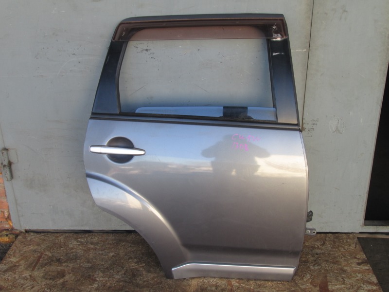 Дверь боковая Mitsubishi Outlander Xl CW5W 4B12 2007 задняя правая