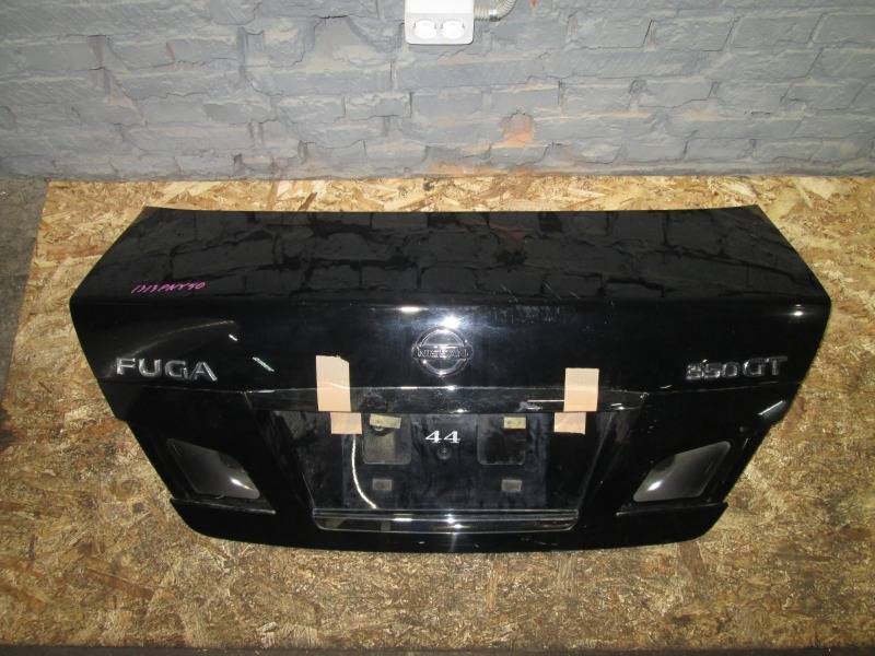 Крышка багажника Nissan Fuga PNY50 VQ35DE 2004