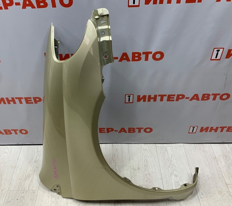 Крыло Toyota Platz NCP16 2NZFE 2001 переднее правое
