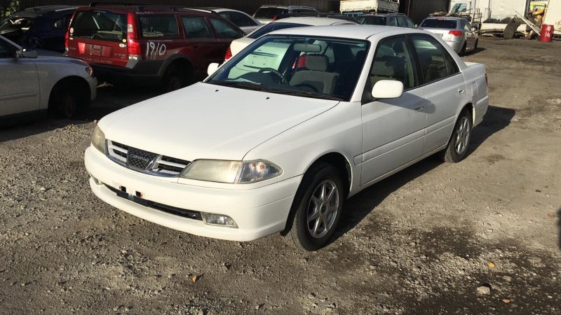 Автомобиль Toyota Carina AT212 5AFE 2000 года в разбор