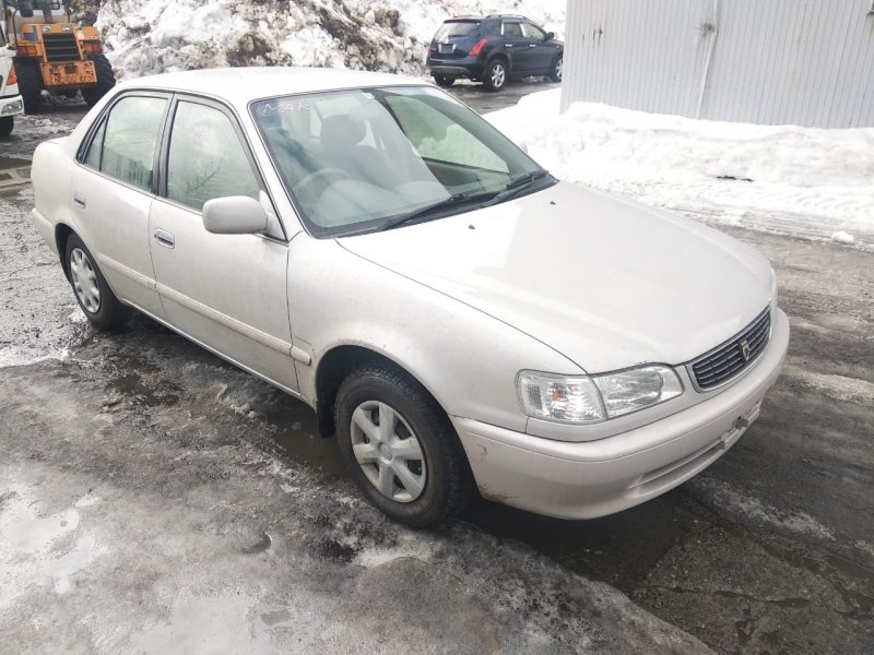 Автомобиль Toyota Corolla EE111 4EFE 2000 года в разбор