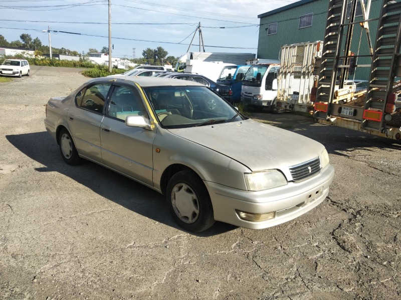 Автомобиль Toyota Camry SV40 4SFE 1996 года в разбор